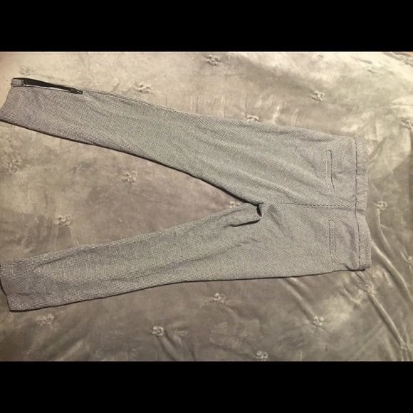 Patterned pants - Picture 4 of 4